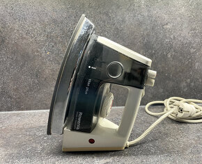 Napařovací žehlička Rowenta - 5