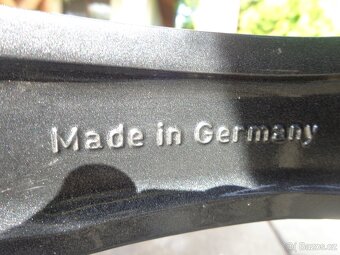 Audi Q8 / SQ8 alu kola R21 - 5