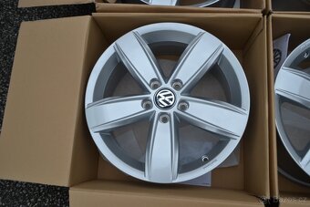 VW Passat B8,Škoda Superb III -NOVÉ orig. Alu 17 - 6,5x17 ET - 5