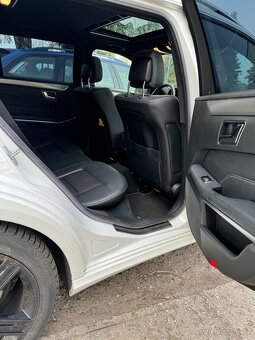 Prodám Mercedes-Benz E-Class E220 - 5