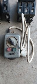 Prodám staré Elektro jističe - 5