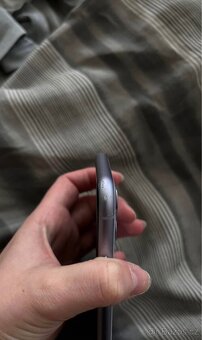 iPhone 11 64GB - 5