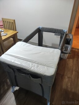 Cestovni postylka s prislusenstvim - 5