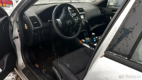Honda Accord 2004 2,0i 114kW TOURER - JEDE, DILY - 5