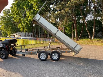 Bržděný sklopný Příves Anssems 2000 kg, nájezdy - 5
