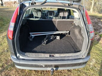 Ford Focus - 5