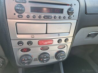 Alfa Romeo 147 1.6 88kw klima - 5
