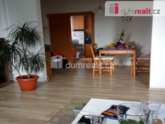 Pronájem bytu 3+1, 74 m2, Černá, Opava - 5