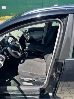 Seat ibiza 1.2tsi rok 2011 - 5