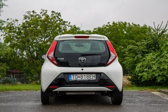 Toyota Aygo 1.0 VVT-i x-play - 5