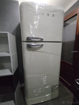 LEDNICE SMEG - PŮV. CENA 90.000,- - 5