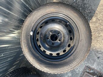 Plechové disky 6Jx15 na zimních pneu Nokian 195/65 R15 - 5