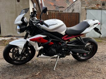Triumph Street Triple 675R r.v.2014 - 5