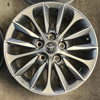 Alu disky Toyota, 5x114, R16, ET39, Senzory - 5