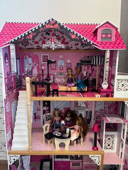 Domeček pro Barbie - 5