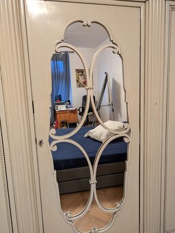 Prodám starožitnou skříň Ludvik - 5