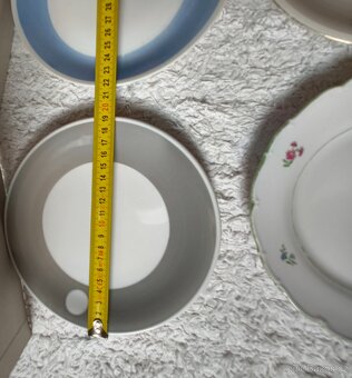 Talířky různé - 5