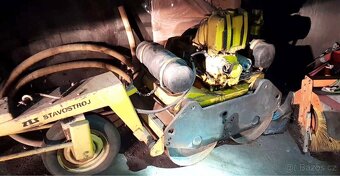 Vibrační válec Stavostroj VVW 3403 - 5