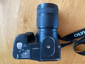 OLYMPUS Camedia E-10 - 5