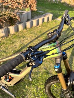 Cannondale Jekyll Carbon 1 2023, barva Beetle Green - 5