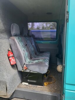 Mercedes sprinter.... R.v.2003. 6 míst - 5