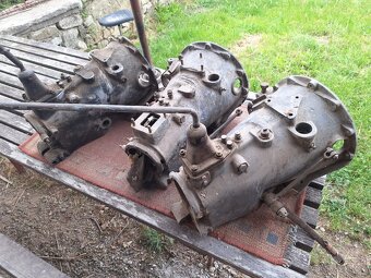 Prodám převodovky TATRA - 5