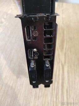 Grafická karta Asus Strix RX 570 4GB - 5