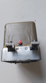 Relé na  traktor Zetor za - 5
