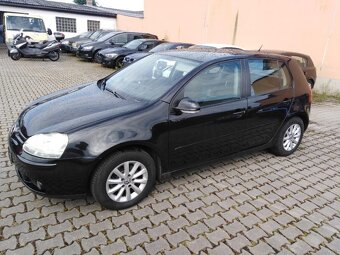 VW GOLF 5,, 1,6i BENZIN 75 KW= KLASIKA ZA 59000 KČ - 5
