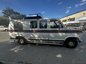 Ford Econoline E-150 5.8L V8 rok 1989 - 5