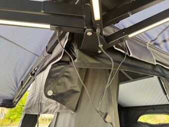 Markýza na auto samonosná PROOFF 270° ( 2 m + 2,5 ),LED osv. - 5