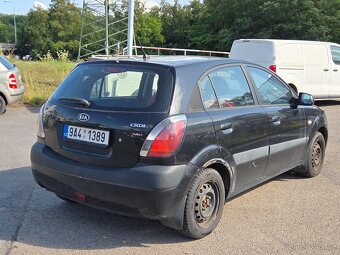 Kia Rio 1,5Crdi rok 2008 - 5