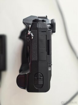 Olympus OM-D E-M1X tělo - 5