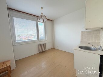 Pronájem bytu 1+1, 41 m2 – tř. Edvarda Beneše - 5