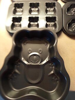 Prodám zvířátkové formy na pečení - 5