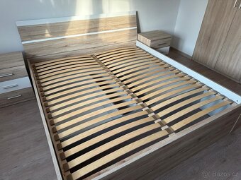 Manželská postel - 5