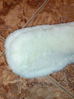 Drezurní podbřišník s pravým beránkem 60 cm - 5