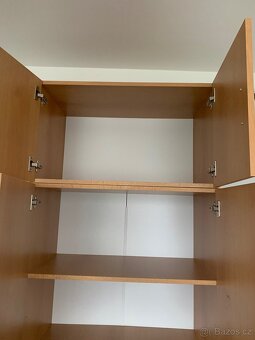 Šatní skříň s nástavcem - 5