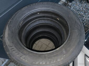 Letni pneu 215/60 R17 - 5