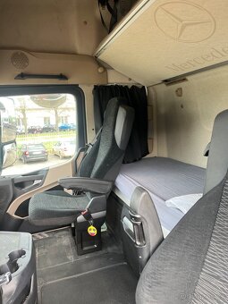 Mercedes Actros 1845 - 5