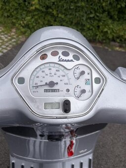 Vespa GTS 125 2008 - 5