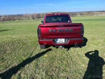 RAM 1500 CLASSIC SPORT 5.7 HEMI 295 Kw LPG - 5