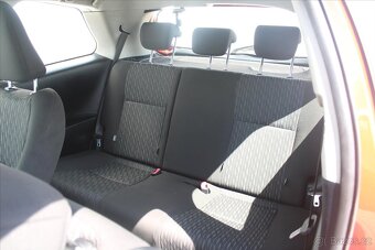 Toyota Yaris 1.0 VVT-i Entry 51kW ČR (2012) - 5