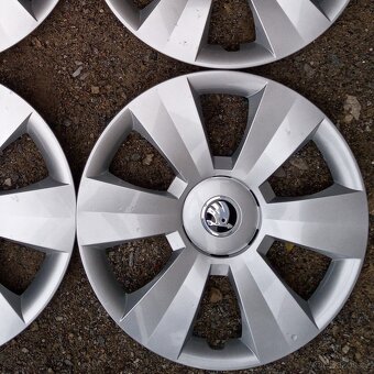 Poklice Škoda r15 č016 - 5