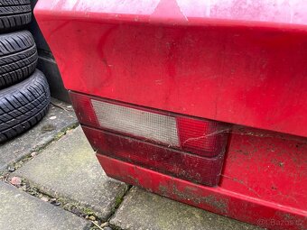 Kufr bmw e34 - 5