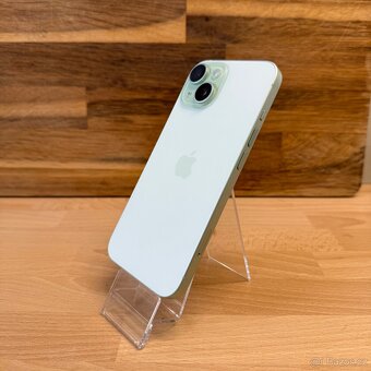 iPhone 15 128GB světle zelený (12 měsíců záruka) - 5