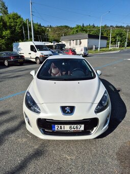 Peugeot 308CC 1.6 16V 115 kW - benzín - 5