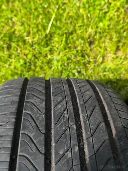 Continental UltraContact NXT 215/50R18 - 5