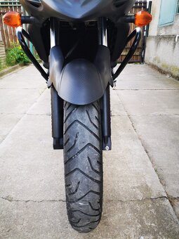 SUZUKI V-STROM 650 XT - 5