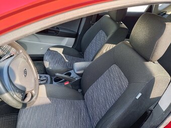 Kia Ceed 1.4 - servisované - Motor ko - STK do 01/2027 - 5